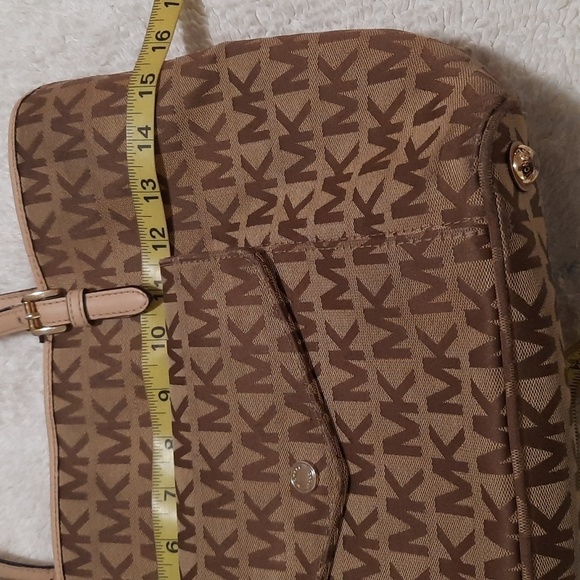 Michael Kors Tan Monogram Tote - Picture 6 of 12